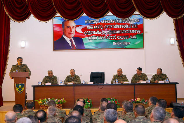 Армия Азербайджана завершила крупномасштабные учения