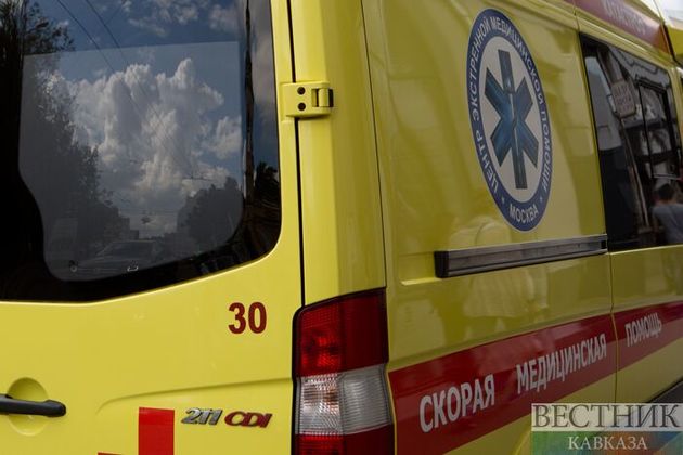 Пятеро детей и двое взрослых пострадали в столкновении КамАЗа с "Жигулями" в Карачаево-Черкесии