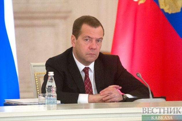 Медведев: в ближайшие годы налоги корректироваться не будут 