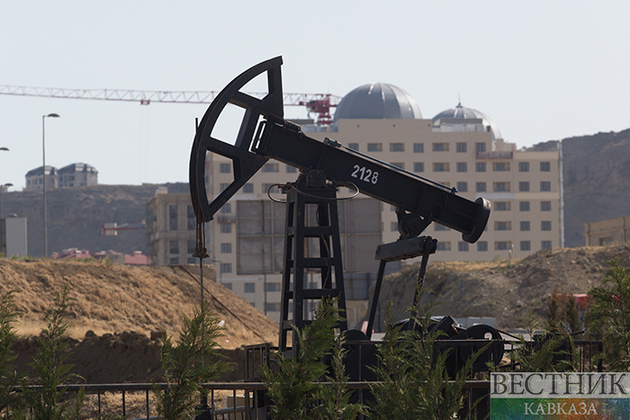 Рынок нефти растет из-за риска конфликта на Ближнем Востоке