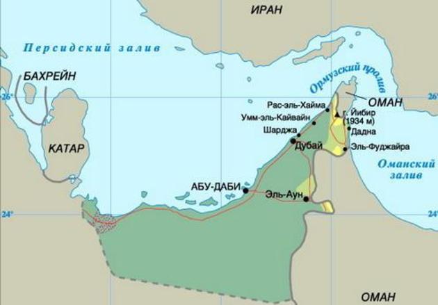 Иранские спасатели сняли 44 моряка с горящих танкеров в Оманском заливе 