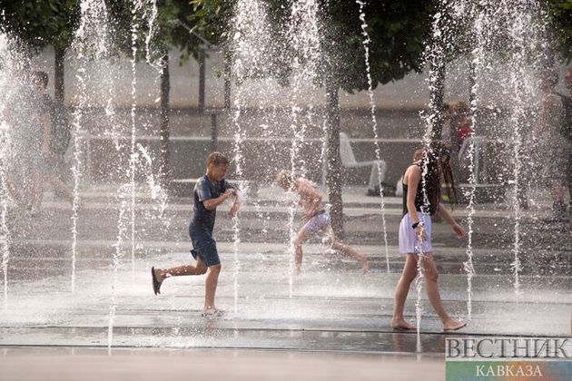Москве пообещали июльскую жару