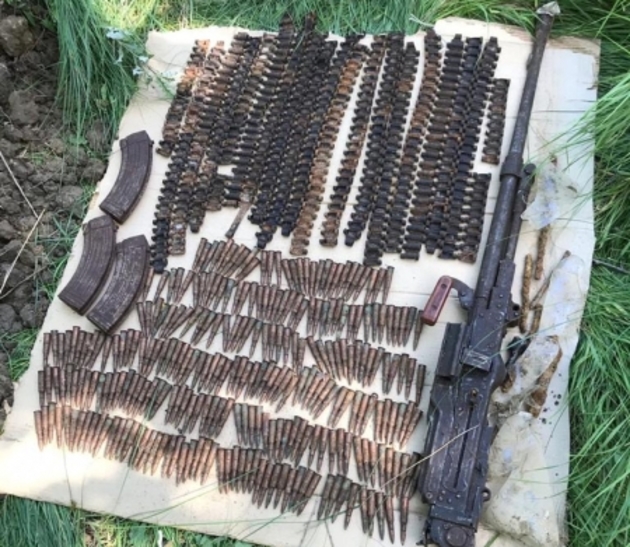 Пулемет и боеприпасы нашли на кирпичном заводе в Дагогнях