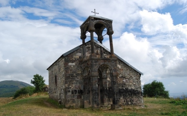 На западе Грузии отреставрировали средневековый храм Святого Георгия