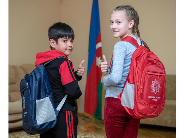 Подарки от Фонда Гейдара Алиева получают дети из 17 тысяч малообеспеченных семей и воспитанники детдомов