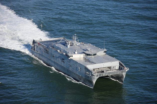 Судно ВМС США вошло в Черное море 
