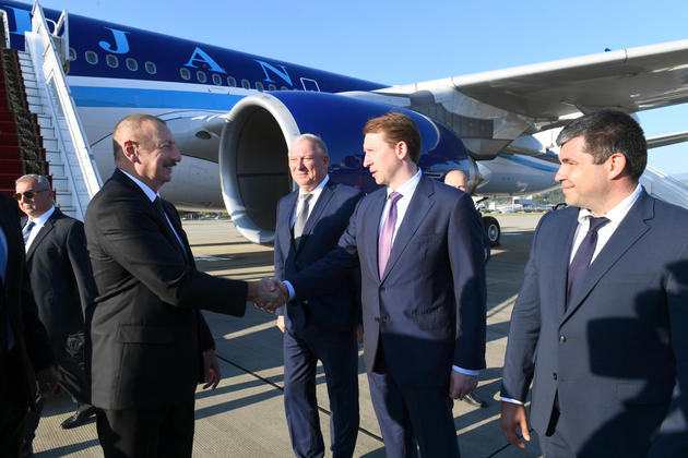 Ильхам Алиев прилетел в Сочи