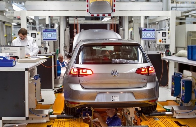Немецкий Volkswagen решил повременить с заводом в Турции - СМИ