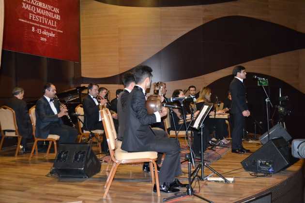 II Фестиваль азербайджанских народных песен завершился в Международном центре мугама в Баку