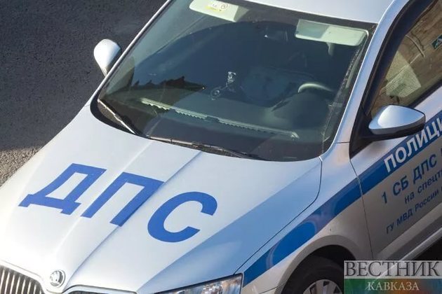 В Астраханской области грузовик столкнулся с повозкой, три человека погибли 