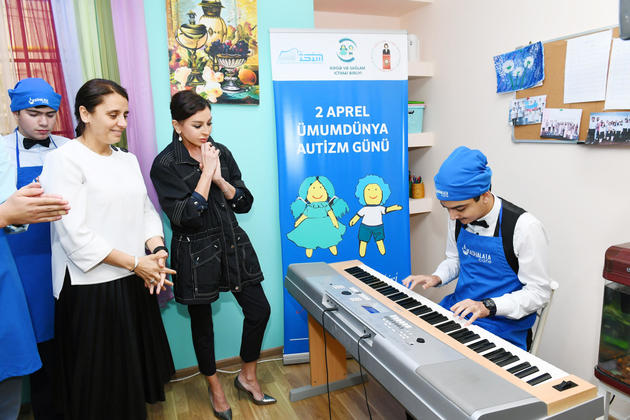 Мехрибан Алиева побывала в Центре реабилитации для детей с синдромом аутизма в Баку