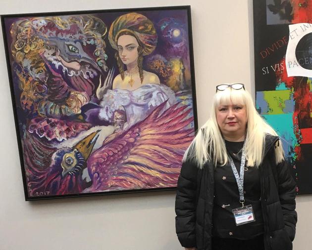 Азербайджанская художница представит работы в Париже