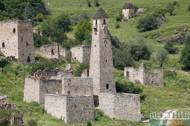 В Галанчожском районе Чечни открылись отреставрированные старинные башни