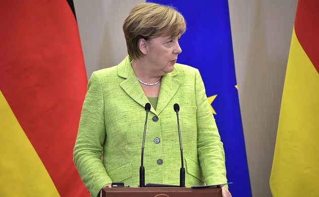 Меркель пообещала отработать свой канцлерский срок до конца