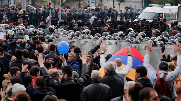 Полиция задержала 24 протестующих в Ереване