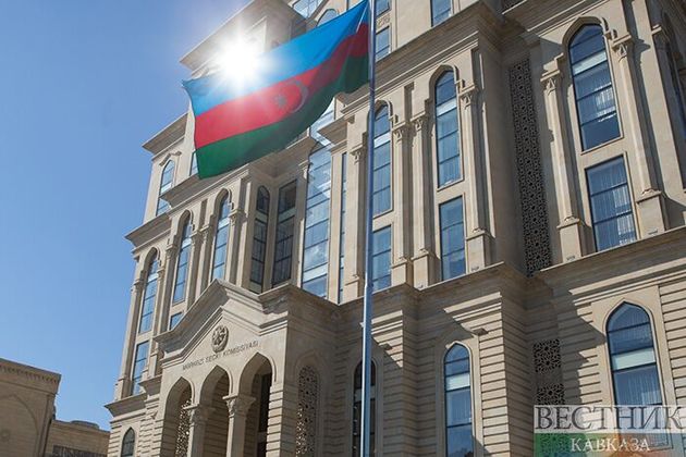 ЦИК Азербайджана принял две тысячи заявок на участие в парламентских выборах