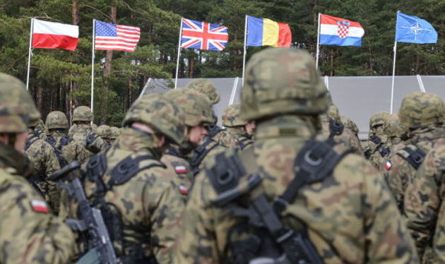 НАТО увеличивает военные расходы за счет здравоохранения