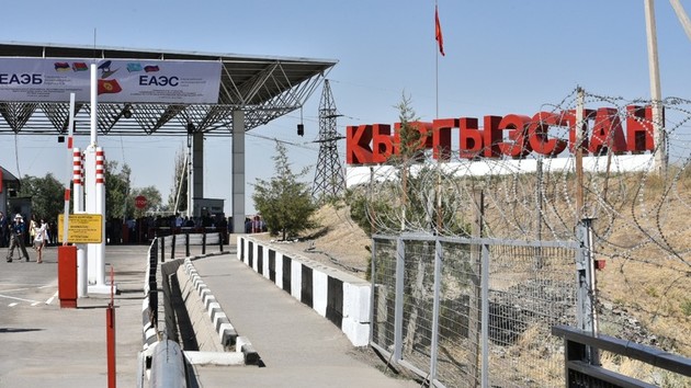 На границе Киргизии и Таджикистана стреляли, есть раненый