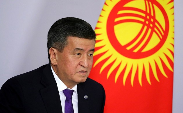 Жээнбеков: я пытаюсь урегулировать ситуацию в Киргизии как могу 
