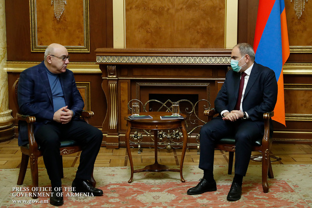 Пашинян продолжает политические консультации с оппозицией