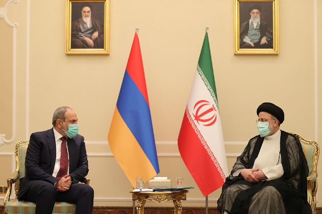 Пашинян и Раиси обсудили укрепление торгово-экономических связей