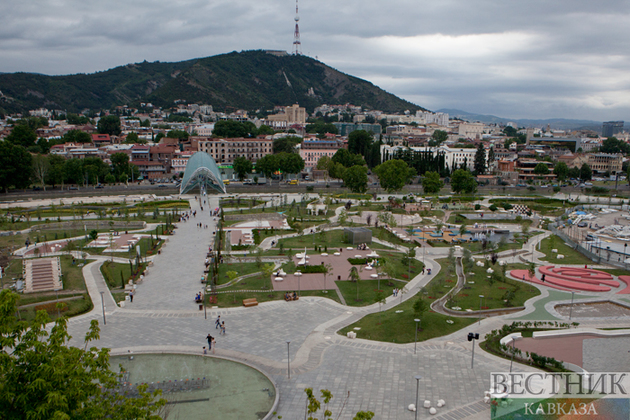 "Тбилисоба" до понедельника перекроет центр грузинской столицы