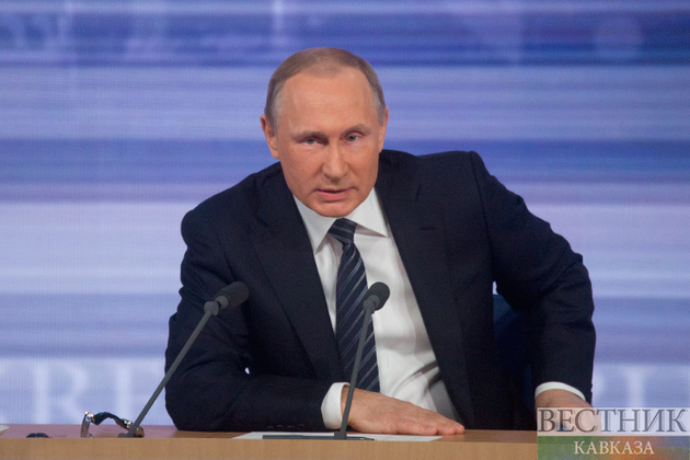 Путин дал две недели Медведеву на разработку плана выполнения "майских указов"