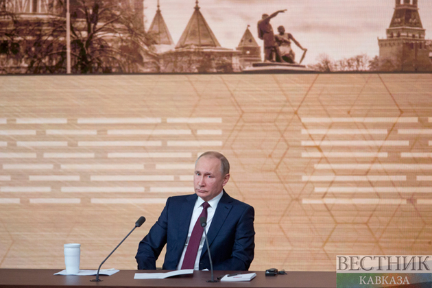 Песков: в Кремле предвыборную кампанию не обсуждают