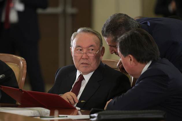 Назарбаев и Олланд открыли институт "Сорбонна — Казахстан" 