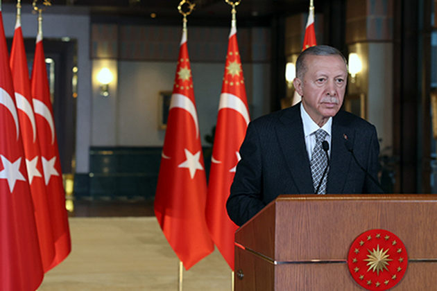 Эрдоган отложил визит в Баку