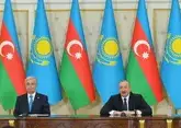 Алиев обсудил с Токаевым мирный договор с Арменией