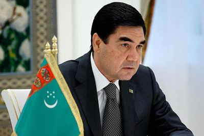 Вице-премьер Туркменистана получила выговор от президента - СМИ