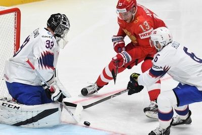Российские хоккеисты победили сборную Норвегии в стартовом матче ЧМ