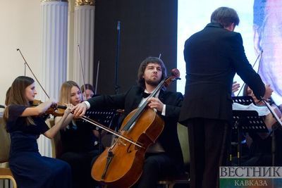 Молодежный оркестр ТЮРКСОЙ даст концерт в Баку