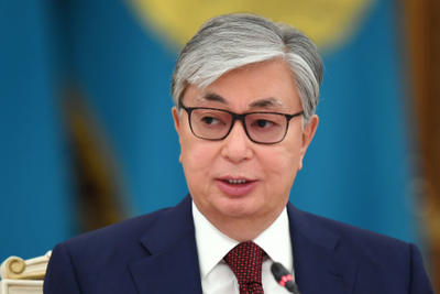 Президент Казахстана прилетел в Ереван