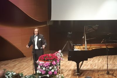 В Баку состоялся концерт пианиста-виртуоза Сени Сона