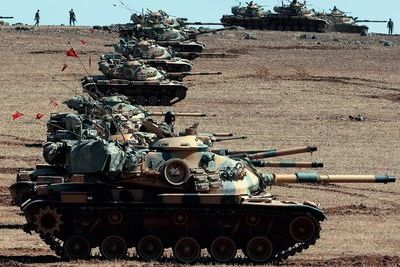 Турция наращивает военную группировку на границе с Сирией