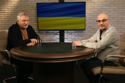 &quot;Соседи&quot;. Армен Гаспарян. Кому выгодна текущая ситуация на границе с Украиной?