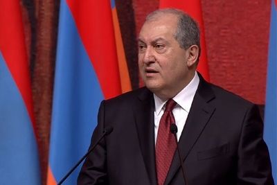 Полномочия президента Армении будут прекращены, если он не передумает