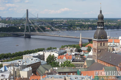 Латвия пошла вслед за Чехией и приостановила выдачу виз россиянам