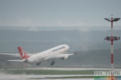 Молнии преследуют самолеты турецких авиалиний