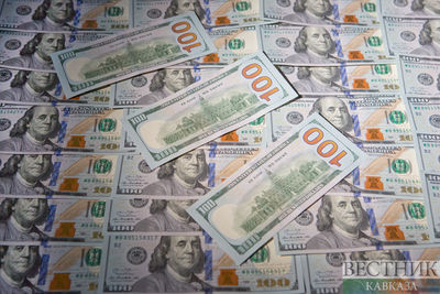 В Иране иранский риал полностью заменит евро и доллары
